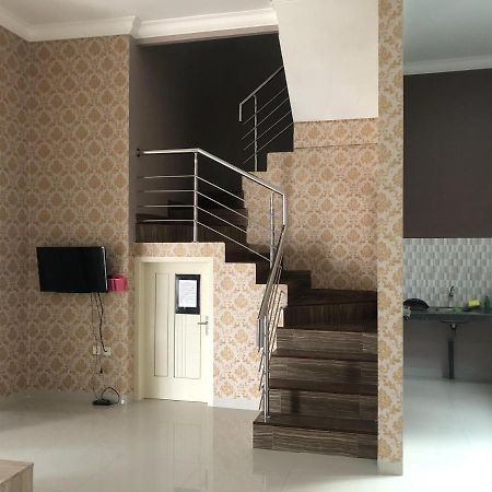 Villa Kusuma Hill A8 Batu  Luaran gambar