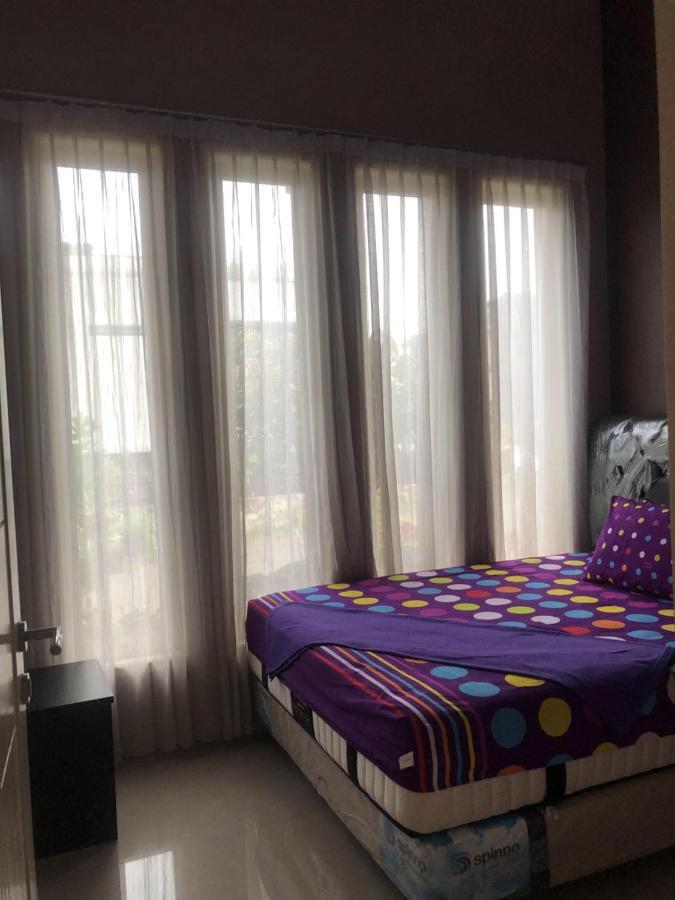 Villa Kusuma Hill A8 Batu  Luaran gambar