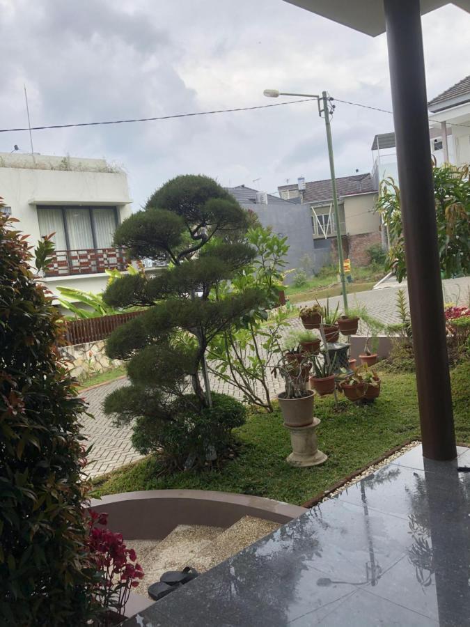Villa Kusuma Hill A8 Batu  Luaran gambar