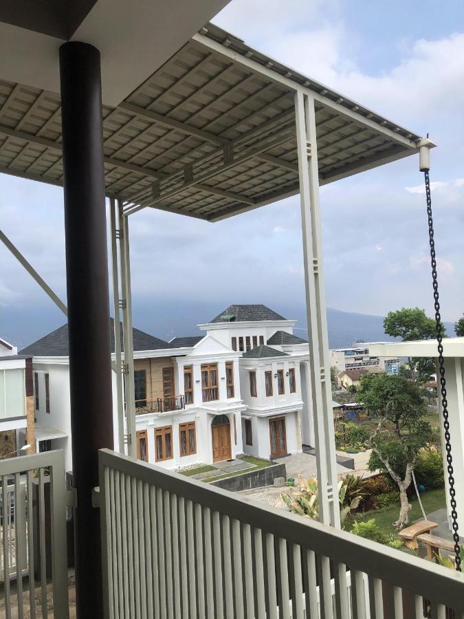 Villa Kusuma Hill A8 Batu  Luaran gambar